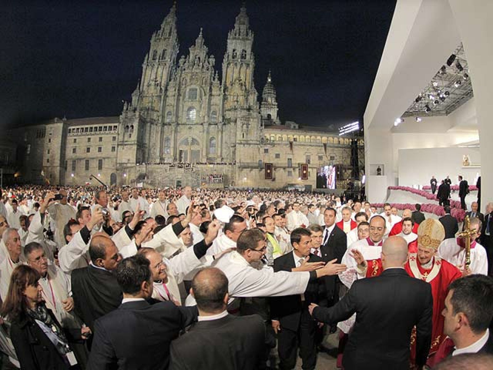 Toda la información del Telediario de Fin de semana, en cuatro minutos.