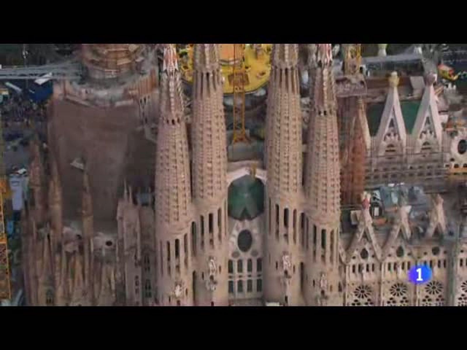 Especial Informativo ll - Visita de S.S. el Papa Benedicto XVI a Barcelona (07/11/10)