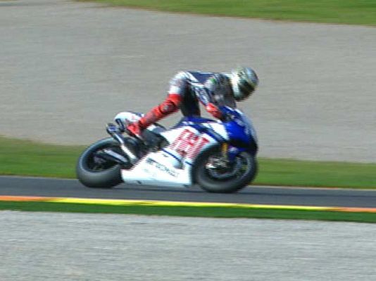  - Lorenzo, a punto de caerse