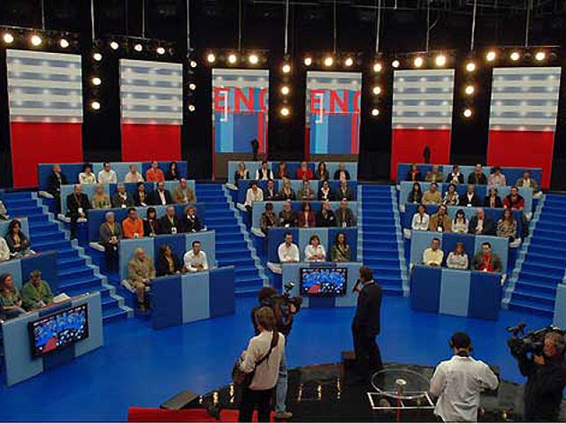 Vuelve "Tengo una pregunta para usted"