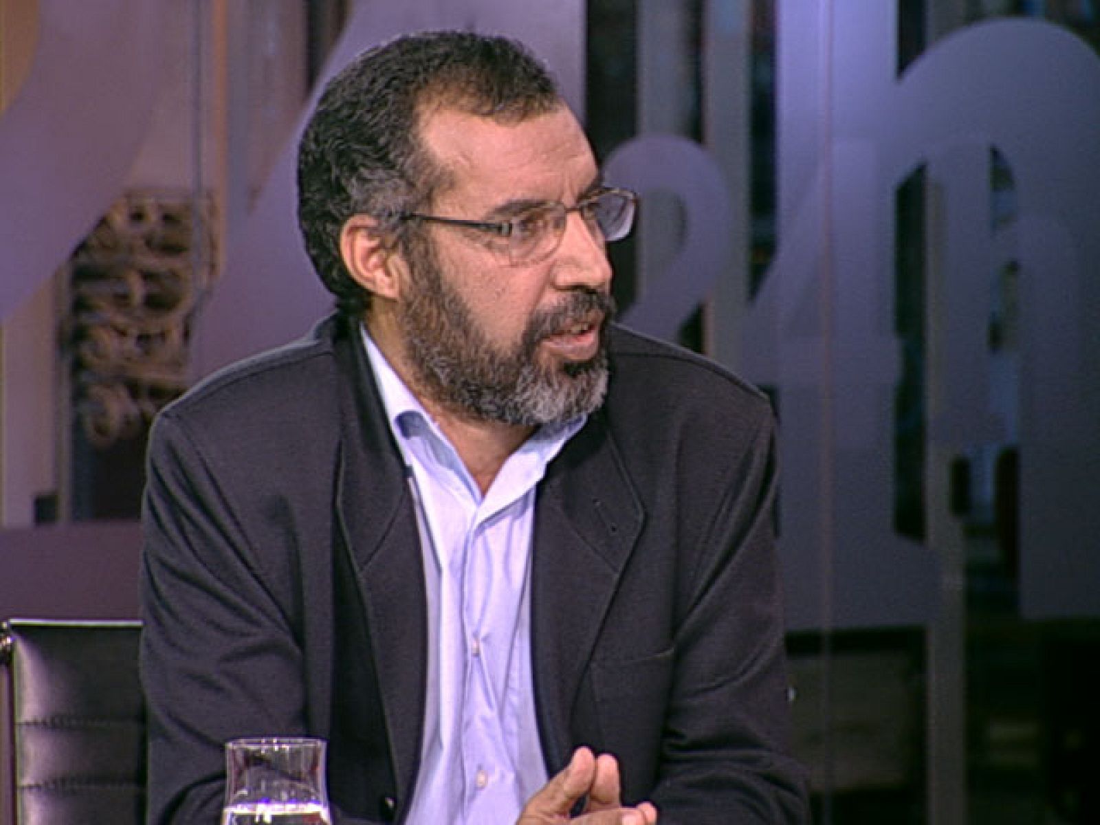 Entrevista a Bucharaya Beyún, delegado del Frente Polisario en España | Ver