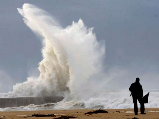 Telediario 1 - Telediario en 4' - 09/11/10