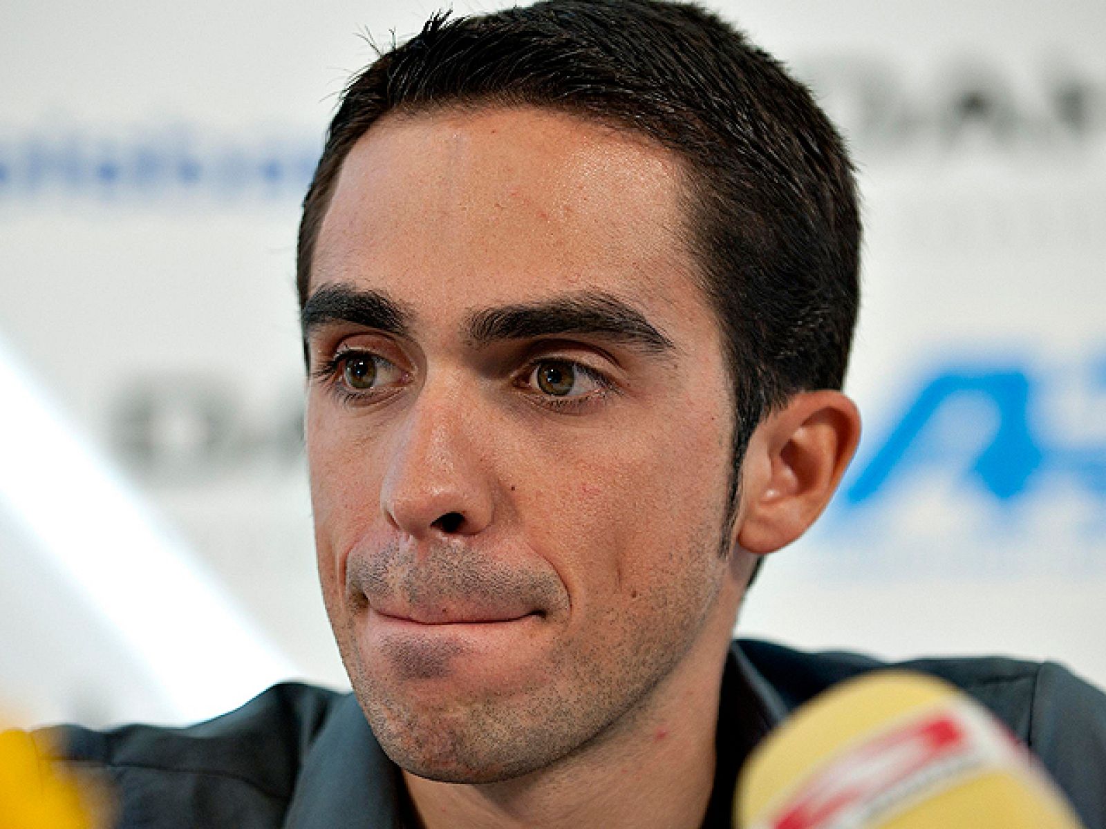 La petición de la UCI de apertura de un expediente disciplinario a Contador ha abierto la fase decisiva del caso, que está en manos de la Federación Española de Ciclismo.