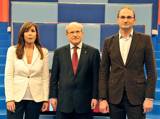  - Tinc una pregunta per Vosté