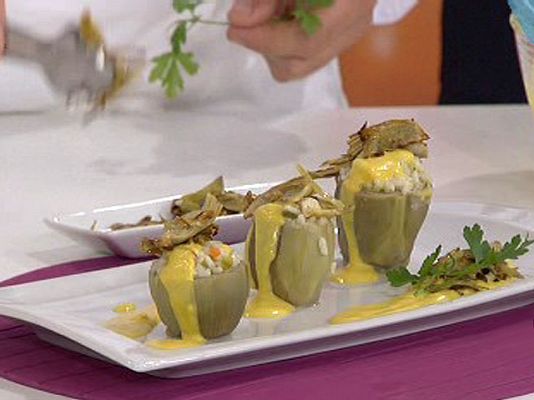 RTVE Cocina - Arroz en alcachofas con zanahoria