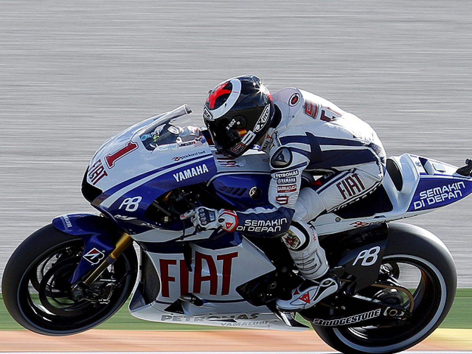 Jorge Lorenzo ha sido el más rápido en los test de Cheste, que marca el final de la temporada de MotoGP, que se despide hasta el próximo mes de marzo.