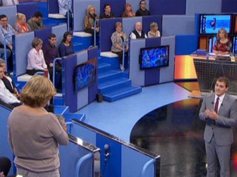 Rivera sobre el cartel del desnudo: 'No podemos quedarnos sólo con la anécdota' | Ver