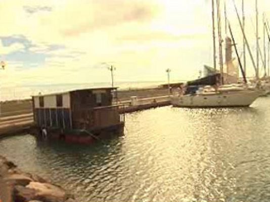 España Directo - Vivo en una casa flotante