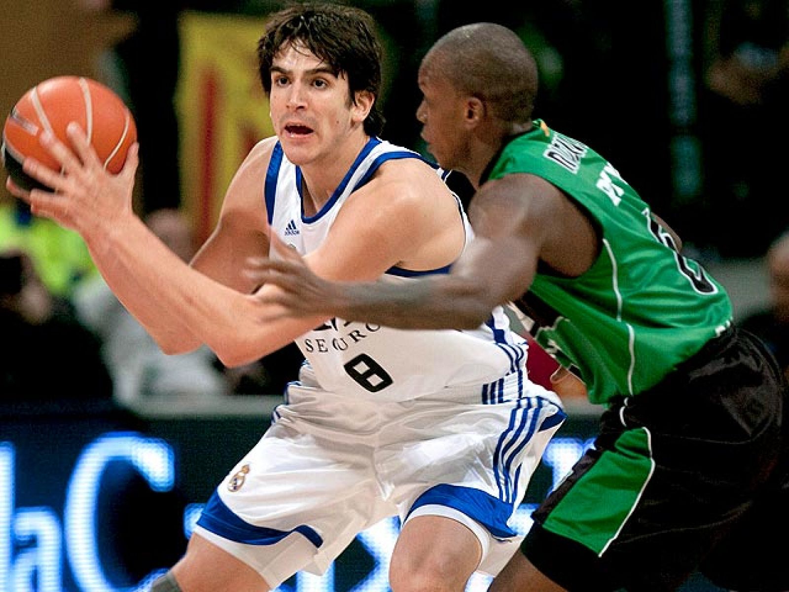 El Madrid no perdona al DKV (64-72)