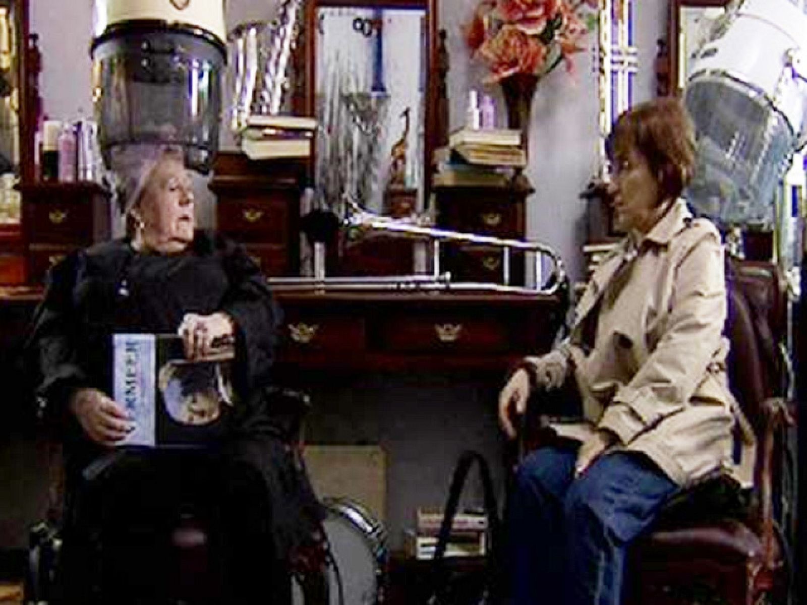 Ciudad K - Capítulo 8: Peluquería - Ciudad K | Ver