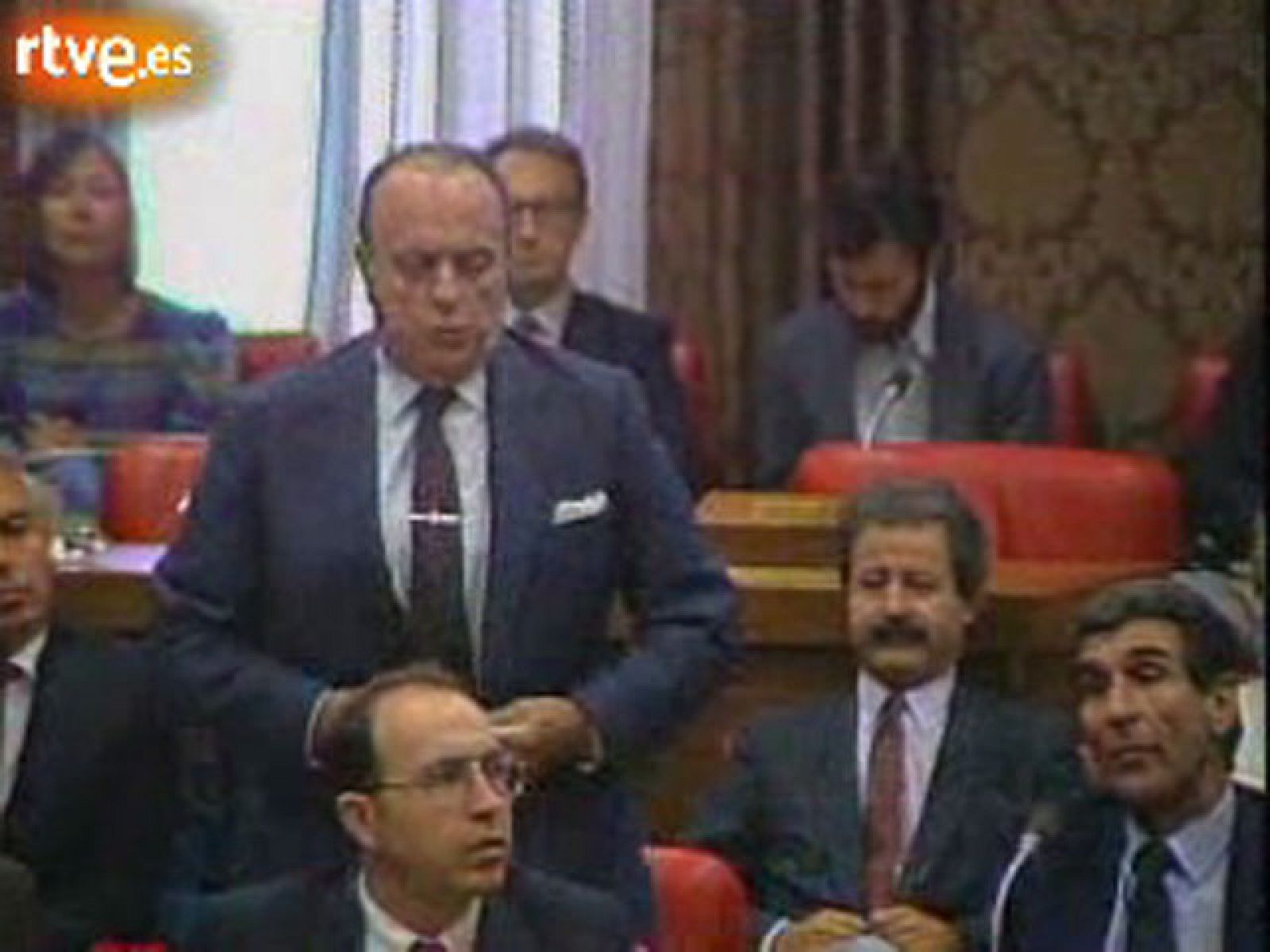 Fraga jura como eurodiputado (1987)
