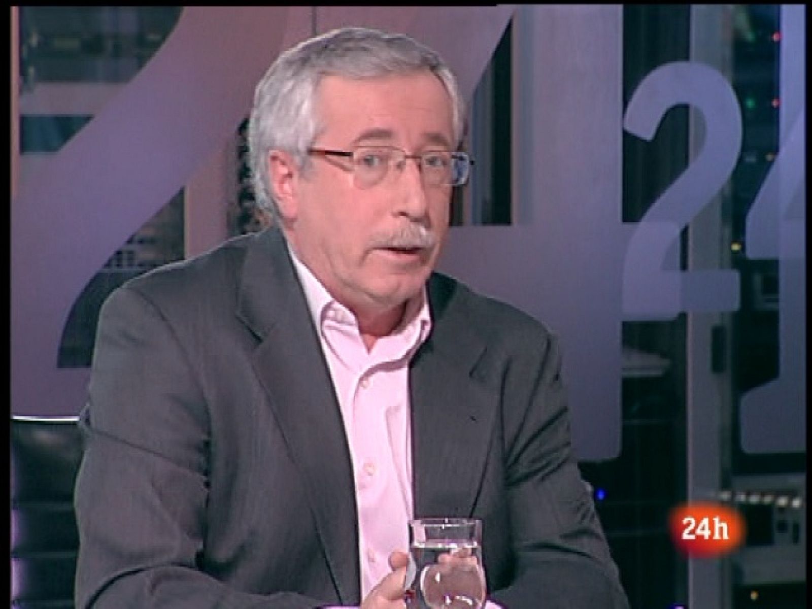 La tarde en 24 horas - Primera hora - 15/11/10 - La tarde en 24h | Ver