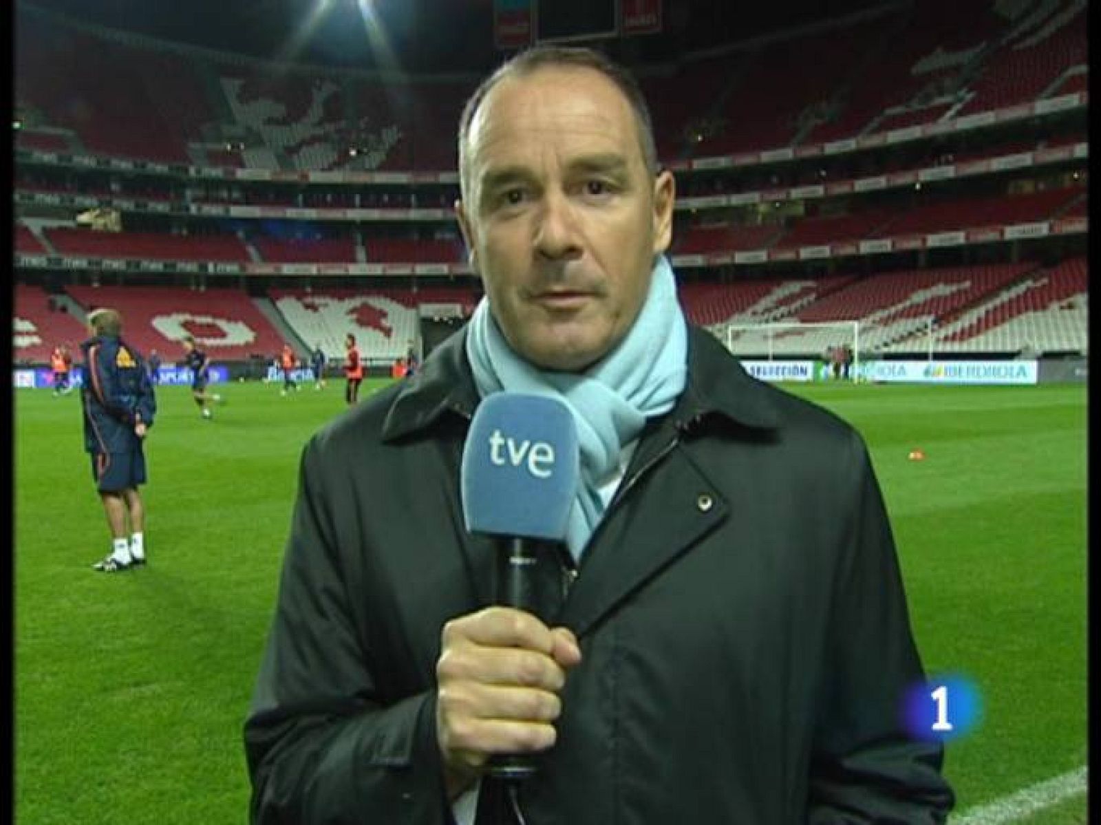 Víctor Fernández tiene claro que el peligro de Portugal son los extremos, Nani y Cristiano Ronaldo