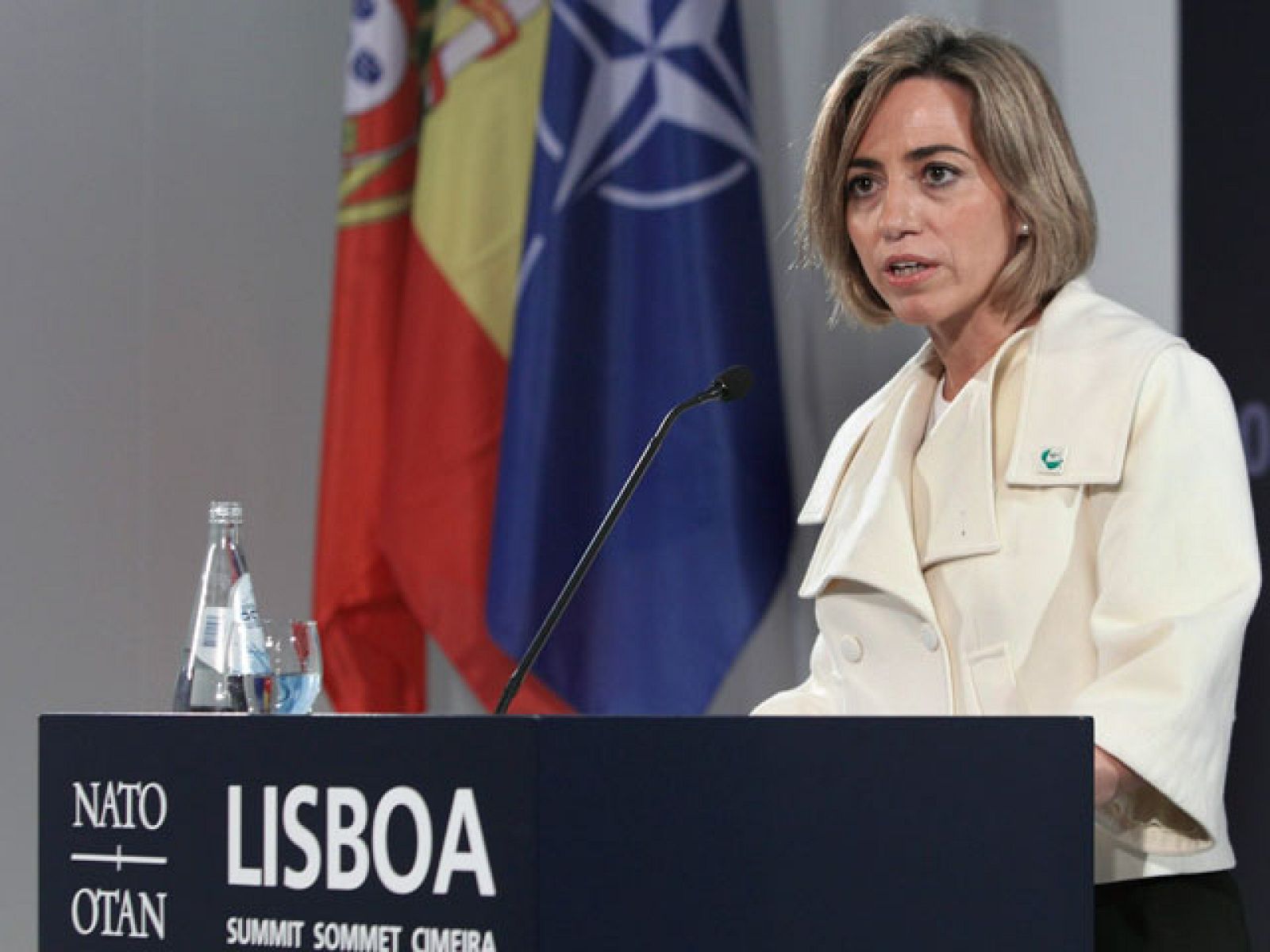 Chacón anuncia que el principio del fin de la misión española en Afganistán será en 2011 y 2012 | Ver