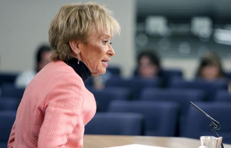 De la Vega afirma tras el Consejo de Ministros que no hay dinero para medidas discrecionales | Ver