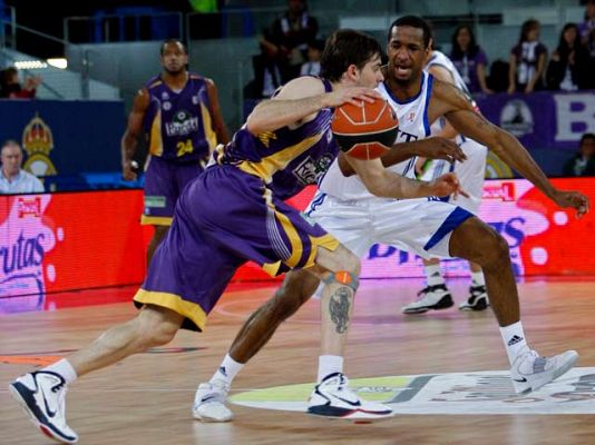 Baloncesto en RTVE - El Madrid gana al Valladolid 87-82