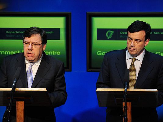 Telediario 1 - Telediario en 4' - 22/11/10