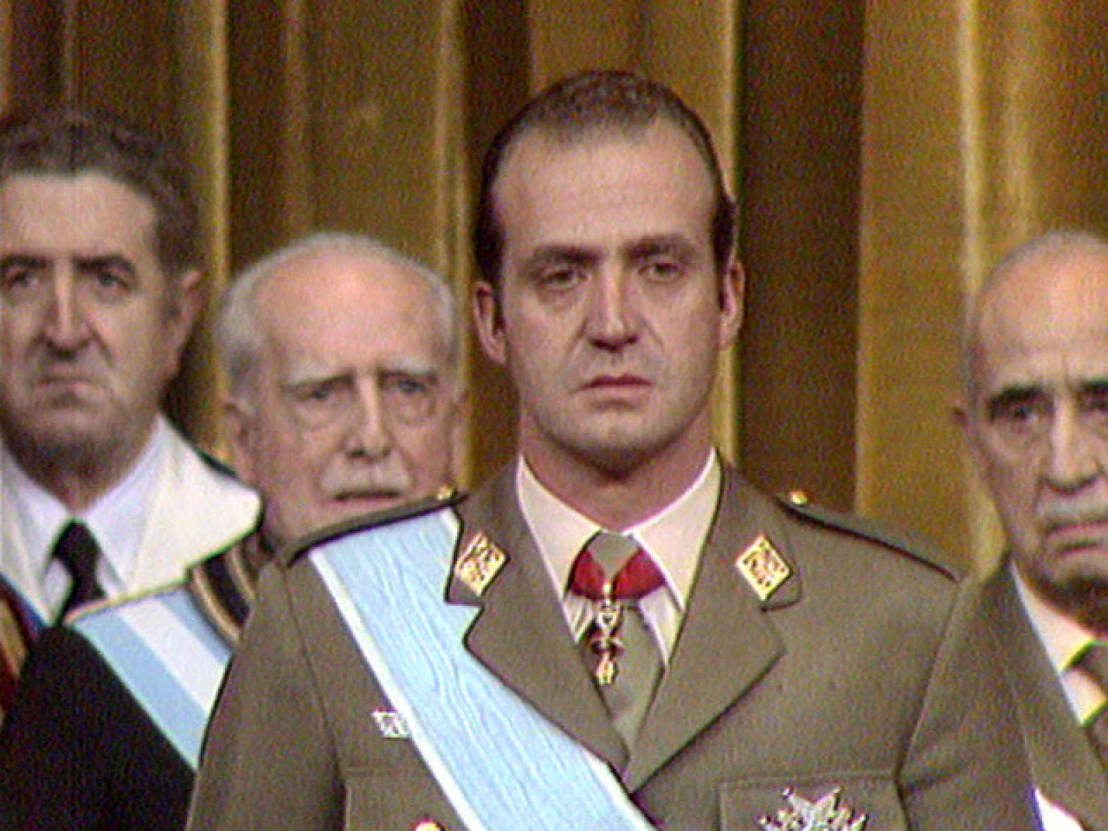 Un día como hoy hace 35 años, Juan Carlos de Borbón se convirtió en en el Rey de España