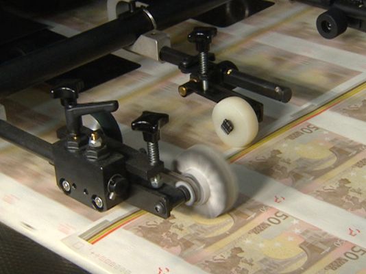 Telediario 1 - Telediario en 4' - 24/11/10