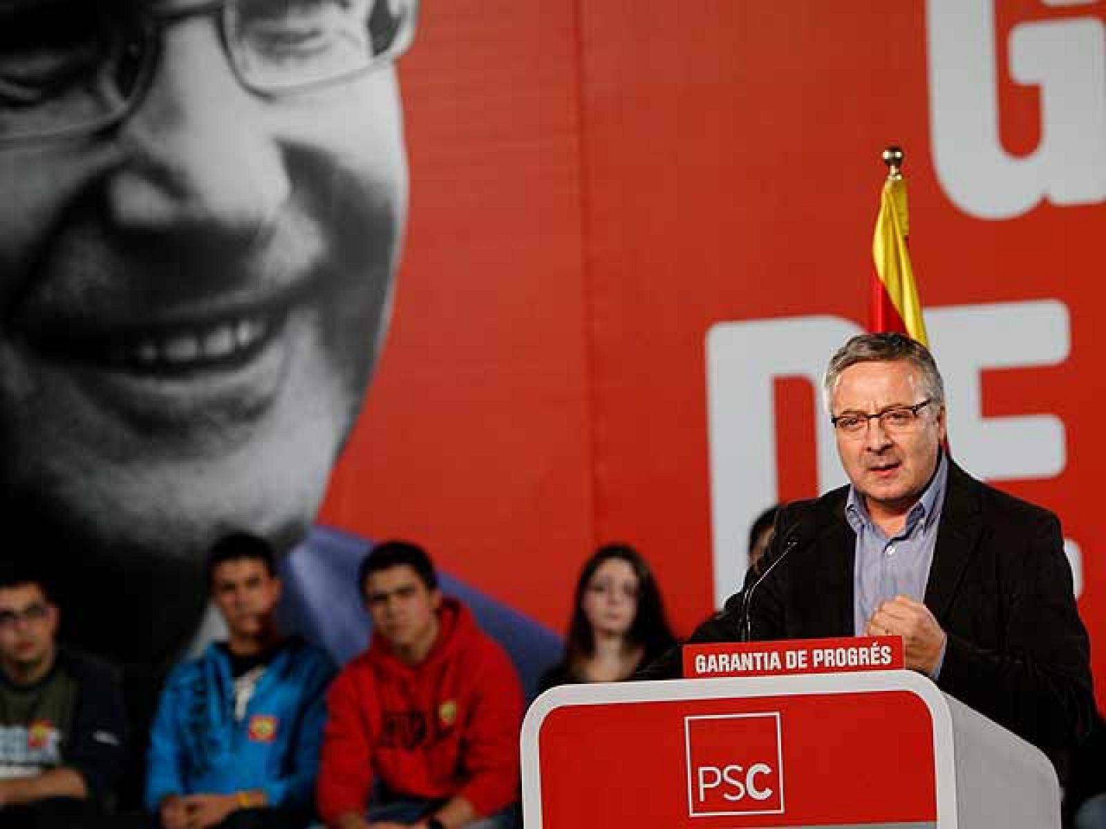 Blanco advierte de las "relaciones de alto riesgo" de CiU y PP