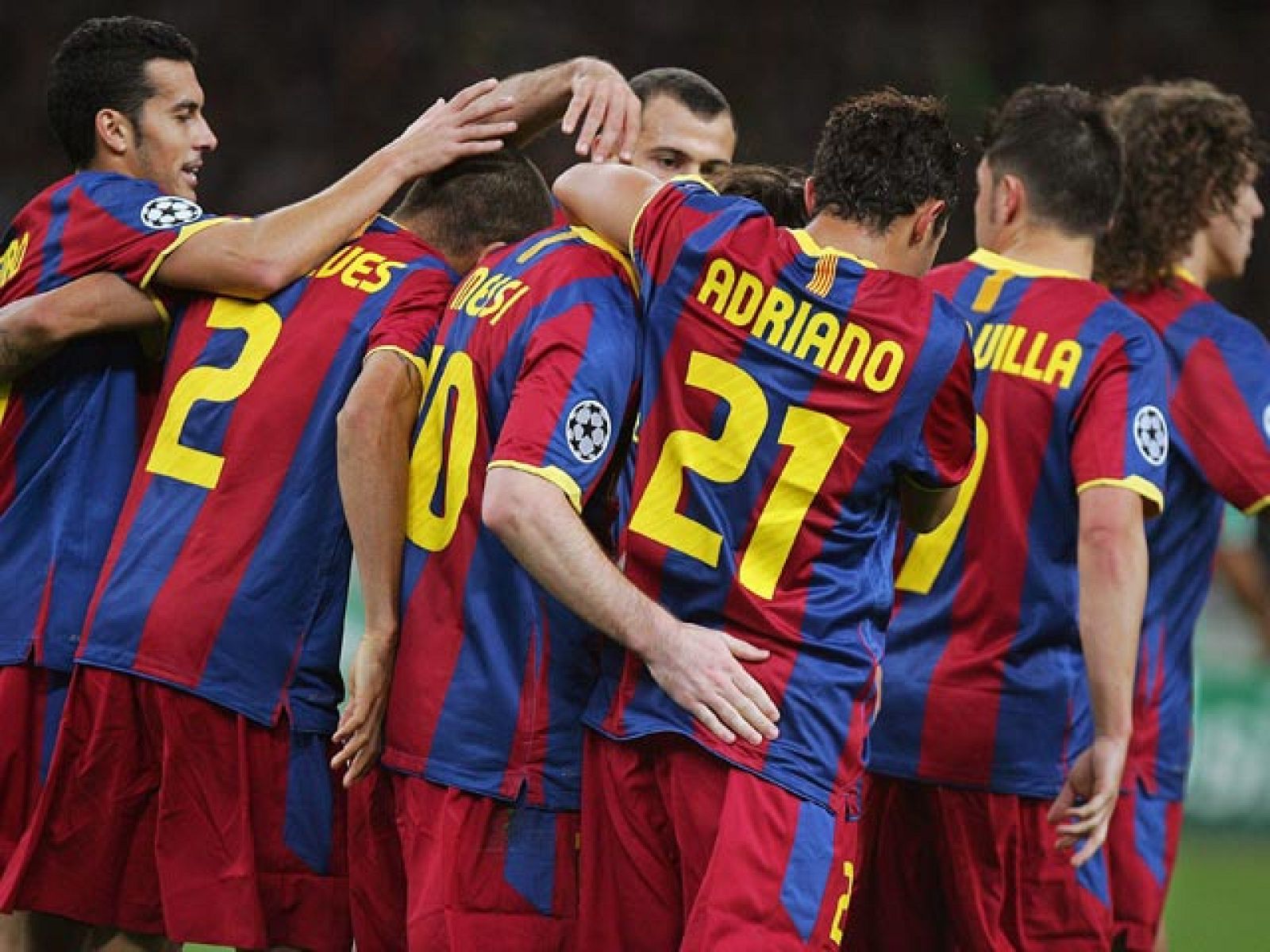 El Barça logra una goleada a domicilio que le allana el pase a octavos de la Champions