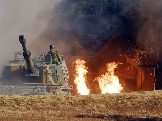 Telediario 1 - Más tensión entre las dos Coreas