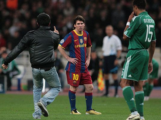 Champions League - El Barça, entre láseres y peinetas