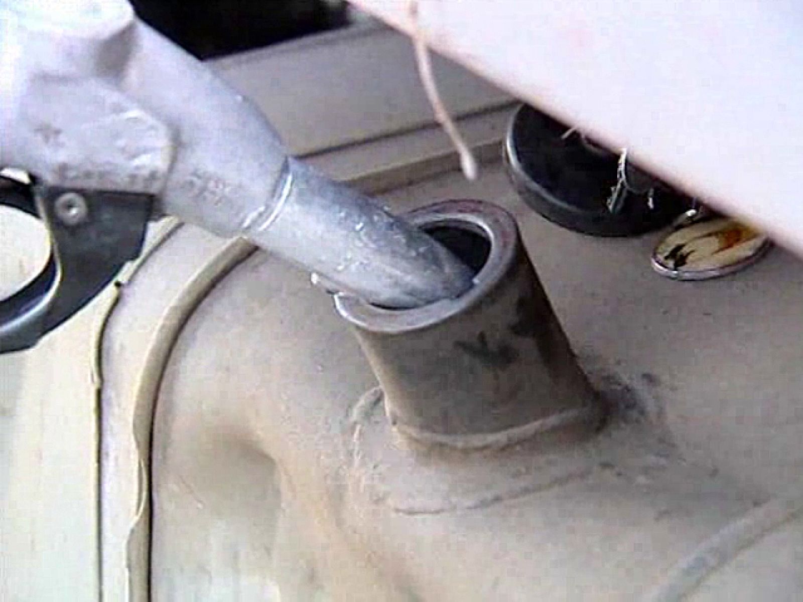 UNED - Noticias - El Oil Crash. ¿Por qué esta crisis no acabará nunca? | Ver