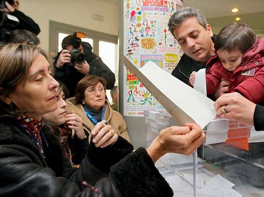  - 5 millones de catalanes a las urnas