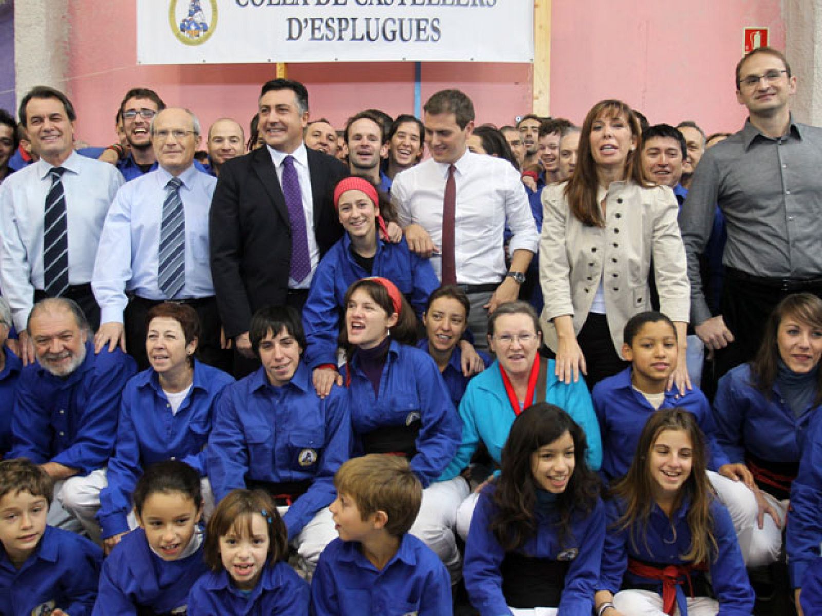 El Telediario matinal en cuatro minutos - 28/11/2010