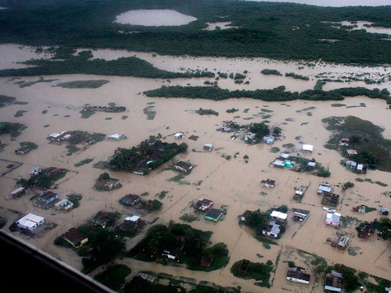 Estado de emergencia en Venezuela por las lluvias | Ver