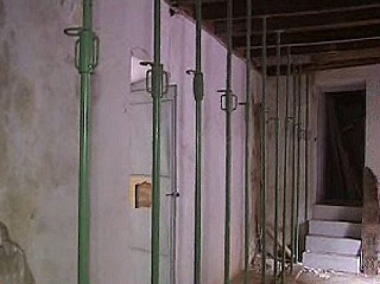 España Directo - El convento se cae a pedazos