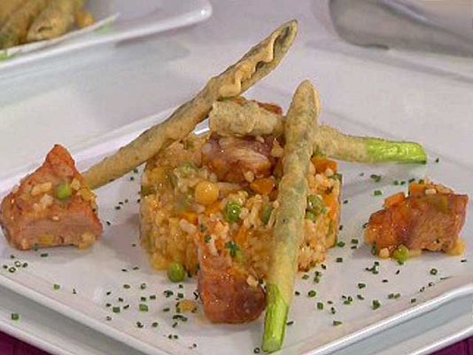 RTVE Cocina - Paella de legumbre y costillas