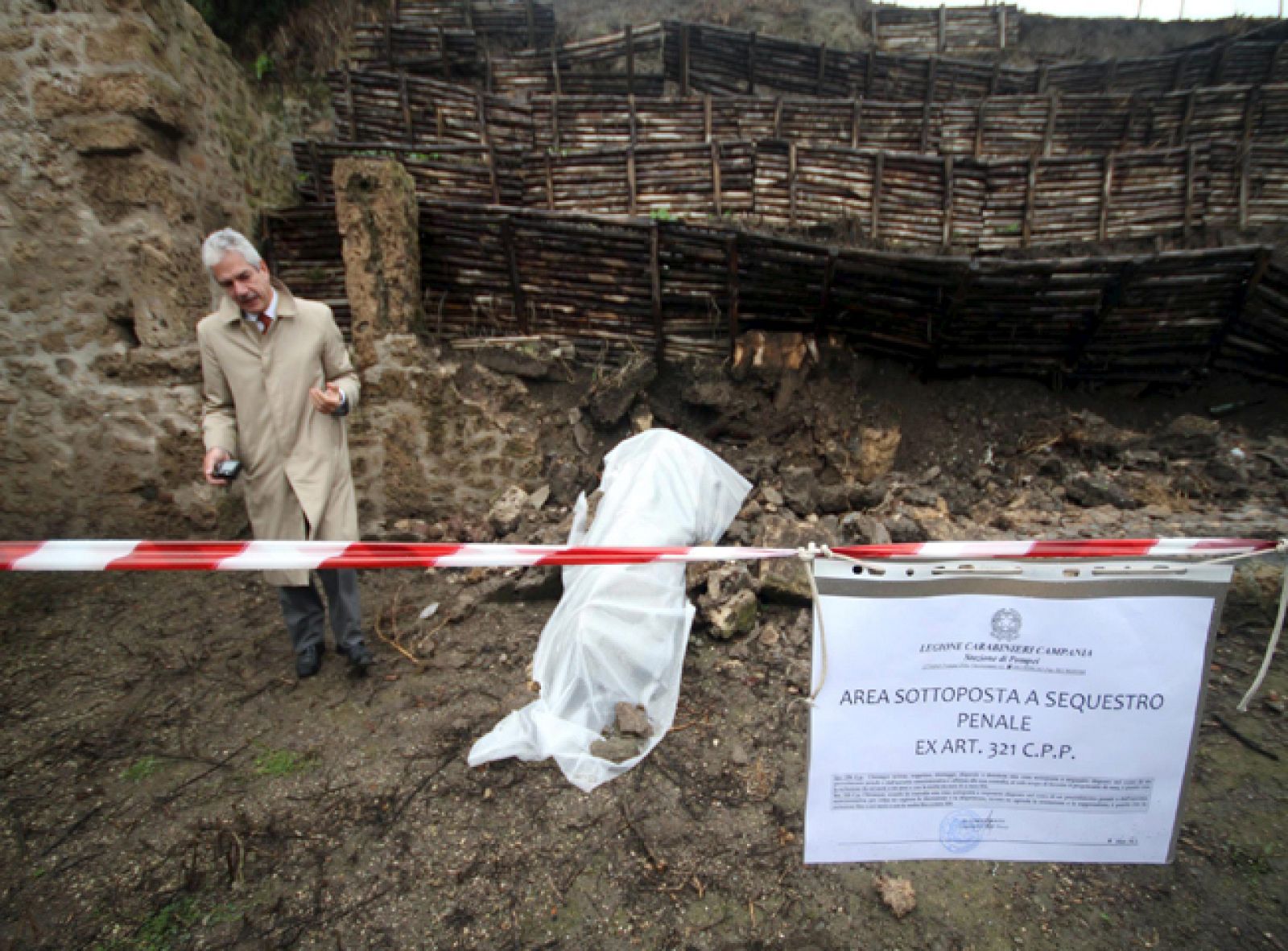 Nuevos derrumbes hoy en las ruinas arqueológicas de Pompeya