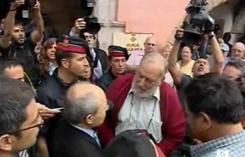 Los regantes del Ebro abuchean a Montilla | Ver