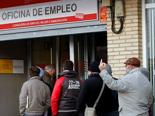  - El paro cae en 24.318 personas en noviembre