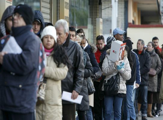 Telediario 1 - 24.318 parados más en noviembre