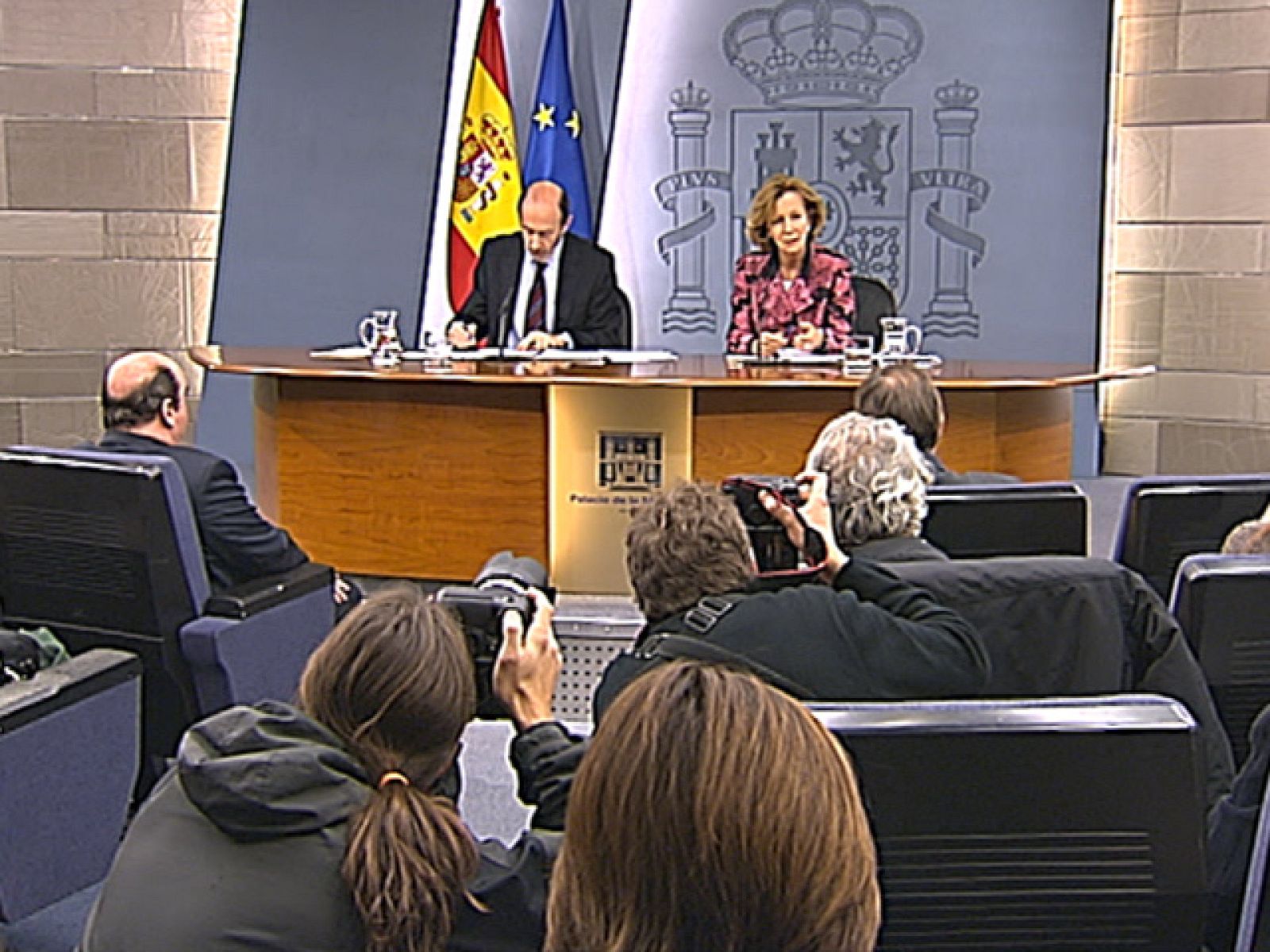 Telediario 1 en cuatro minutos - 03/12/10