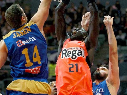 Baloncesto en RTVE - Asefa Estudiantes 63-62 Regal Barcelona