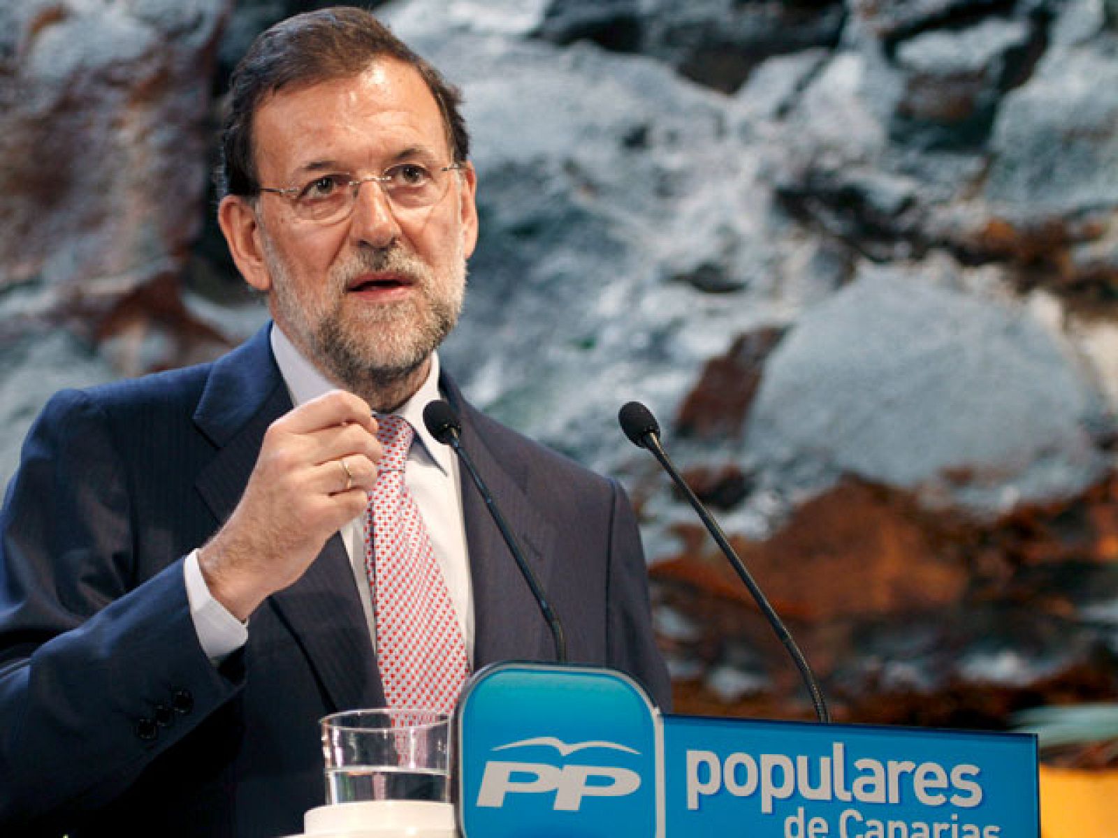 Rajoy afirma que apoyará al Gobierno en su decreto de alarma