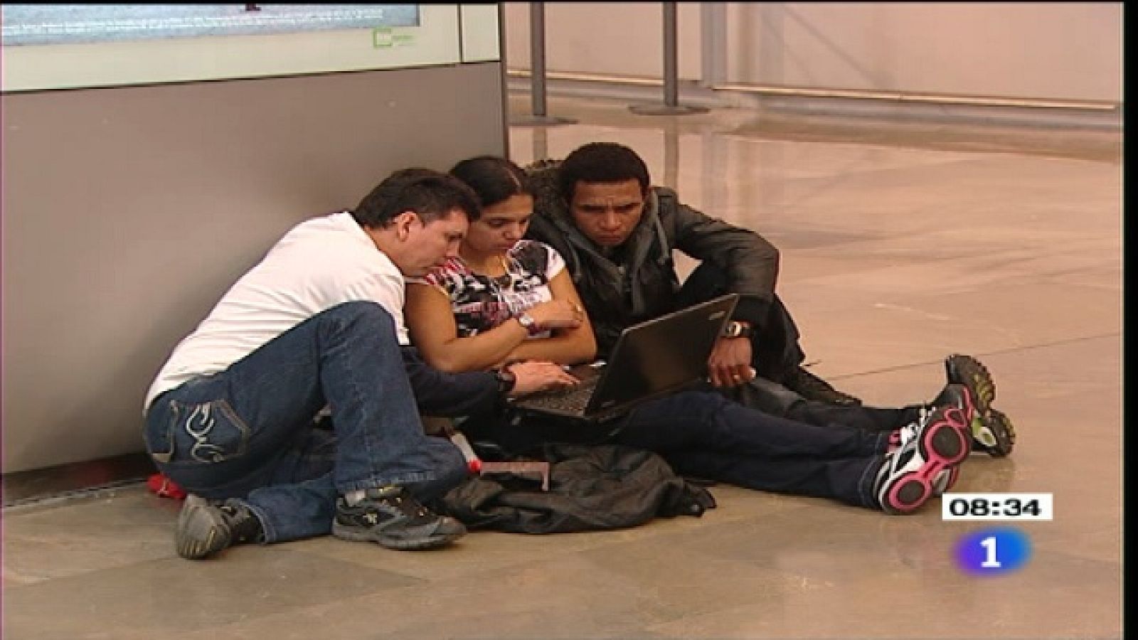 Telediario Matinal - 07/12/10 | Ver