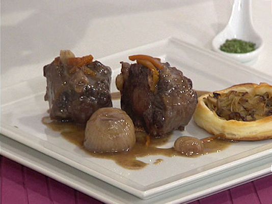 RTVE Cocina - Rabo de toro con setas