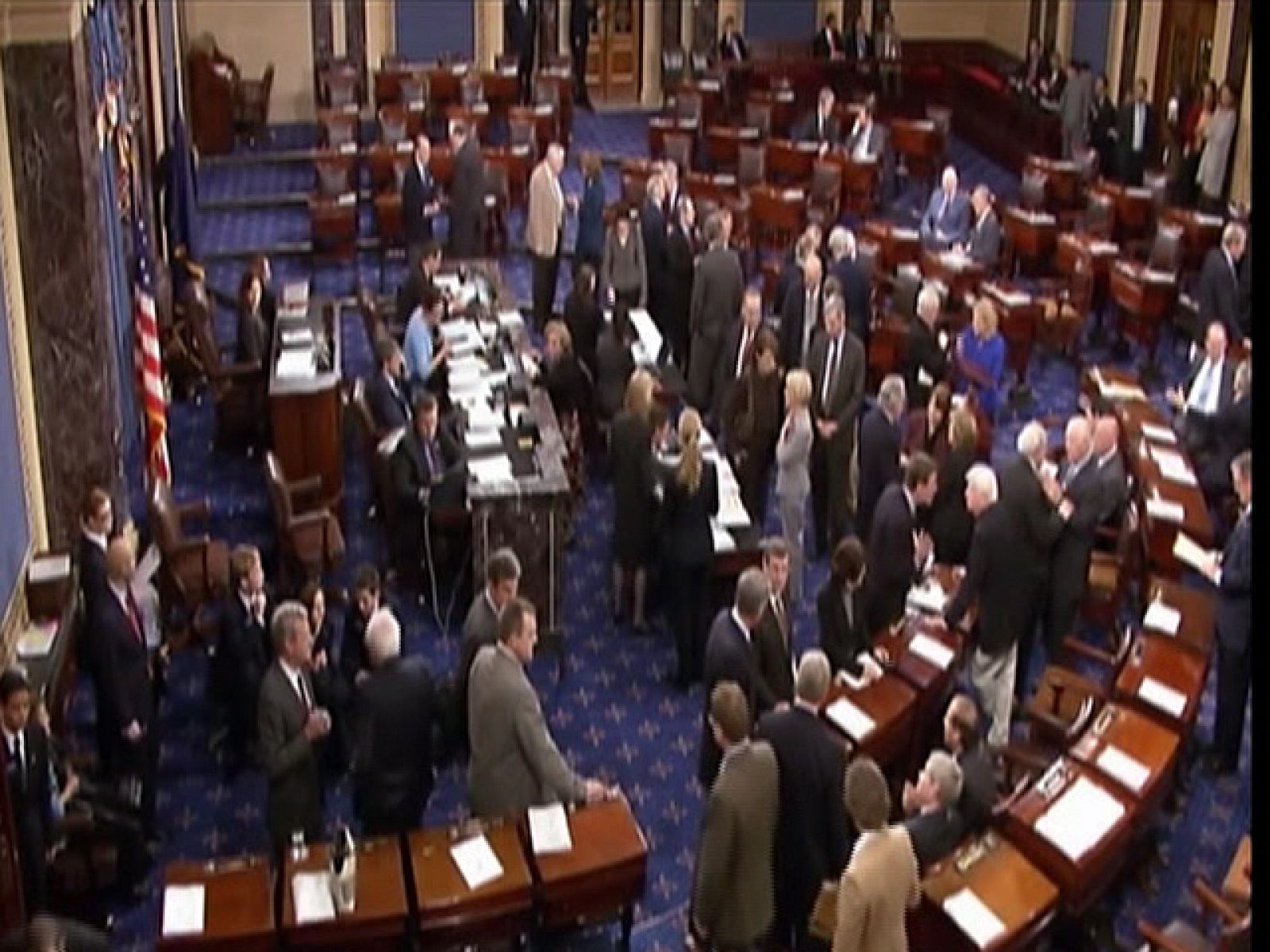 Principio de acuerdo en Estados Unidos entre republicanos y demócratas sobre impuestos y desempleo | Ver