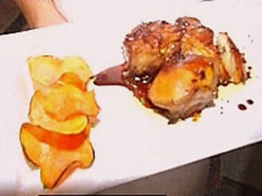 RTVE Cocina - Carrilleras de cochinillo en salsa