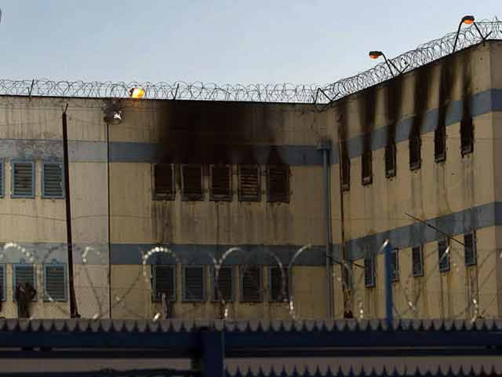 Telediario 2 en cuatro minutos - 08/12/10 | Ver