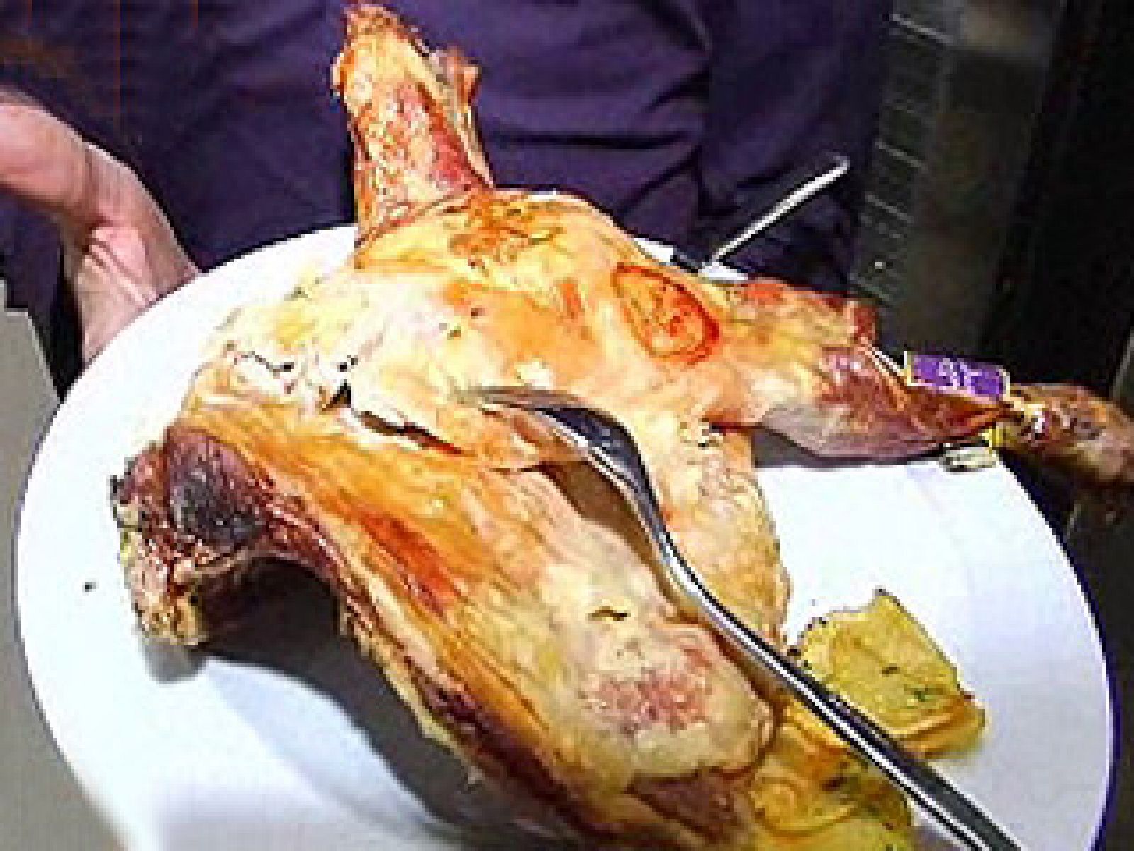 España Directo - Lechazo asado con patatas