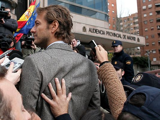  - Los controladores no declaran