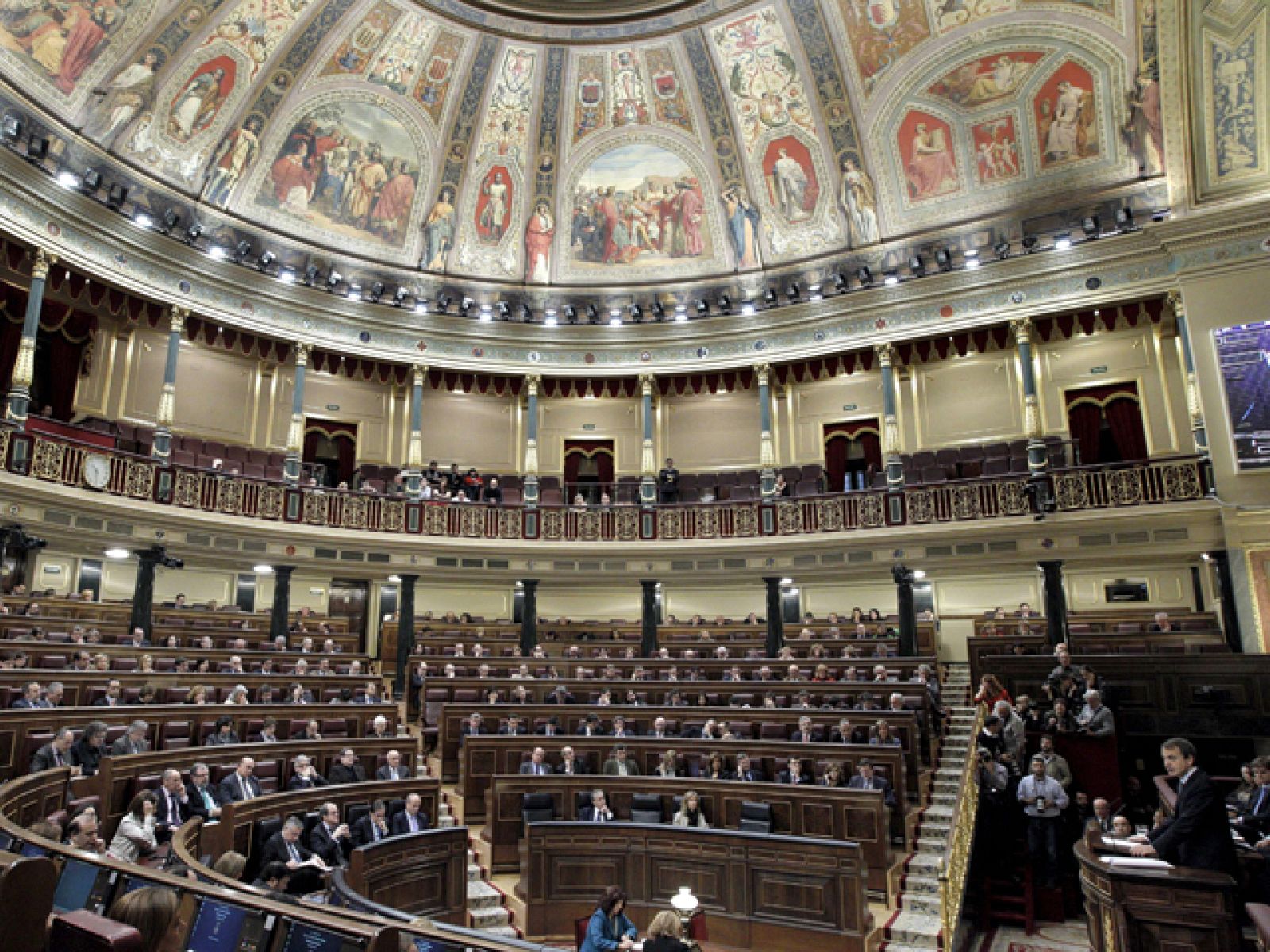 Telediario 1 en cuatro minutos - 09/12/10