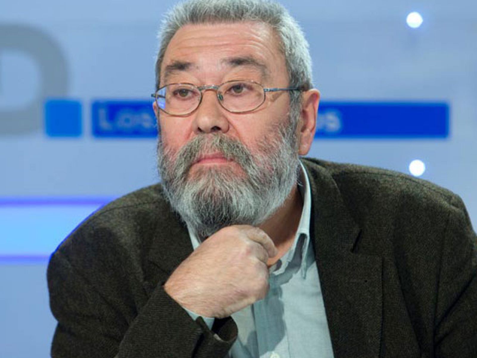 Méndez apunta posible inconstitucionalidad de algunos puntos del decreto de condiciones laborales a los controladores