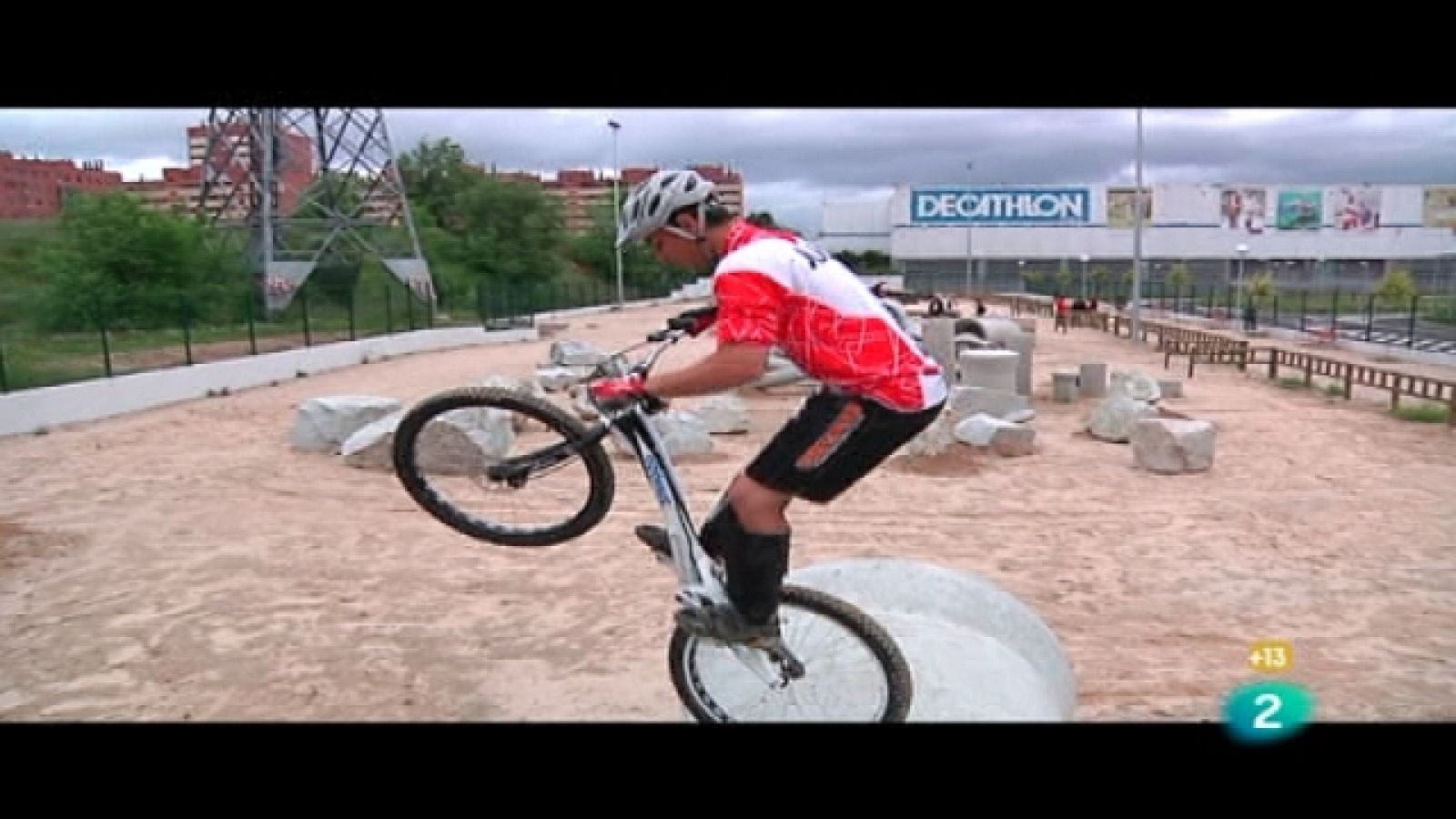 Nube de tags - Seguiremos a varios skaters y fotógrafos - Nube de tags | Ver